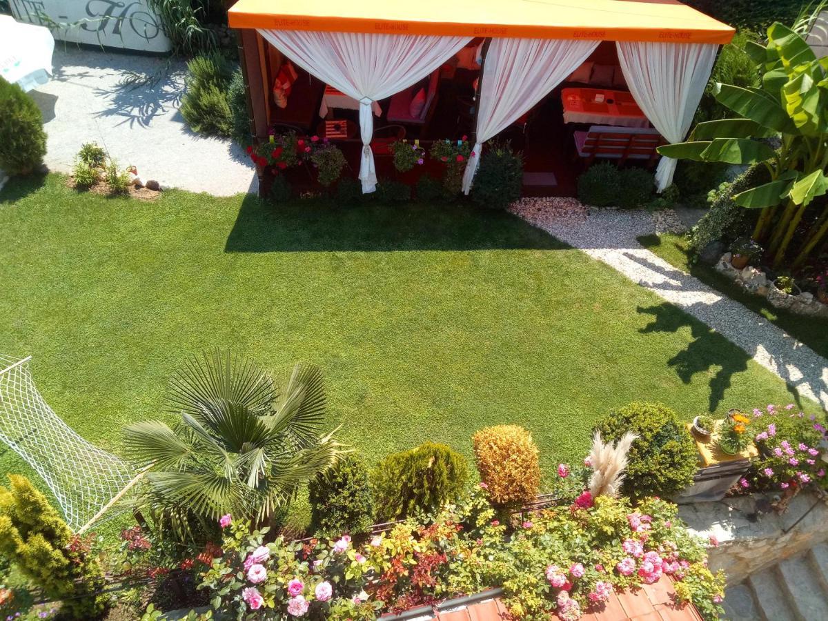 Yard House Trpejca Hotel Ohrid Eksteriør billede