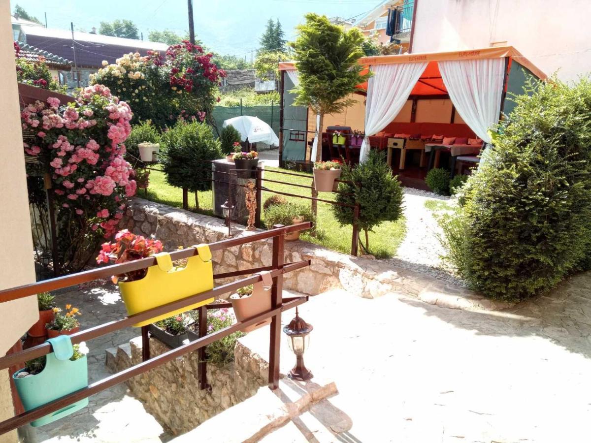 Yard House Trpejca Hotel Ohrid Eksteriør billede