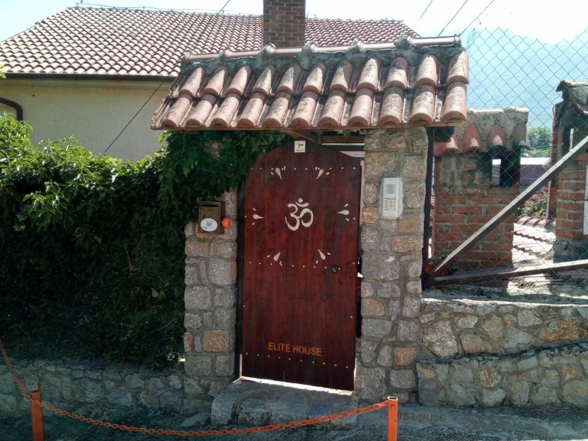 Yard House Trpejca Hotel Ohrid Eksteriør billede