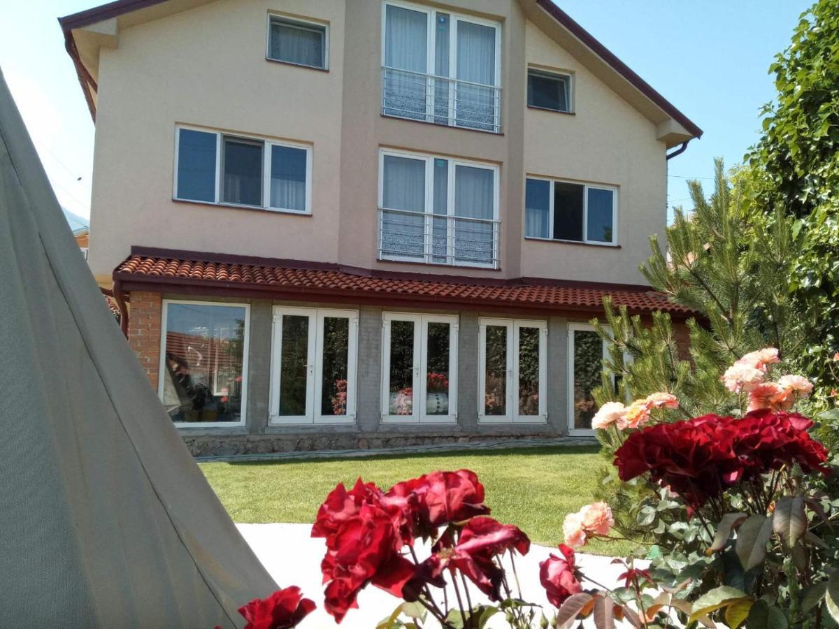 Yard House Trpejca Hotel Ohrid Eksteriør billede